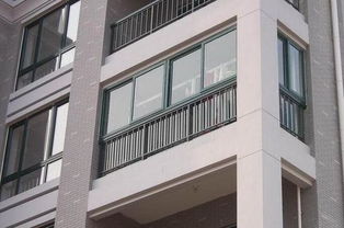 優(yōu)之雅門窗 優(yōu)質(zhì)隔音門窗，搭配百葉窗，送您寧?kù)o舒適生活